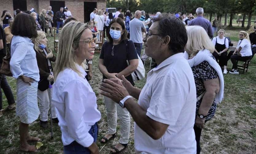 Cáceres cruzó a los jóvenes del PRO y pidió la unidad de Juntos