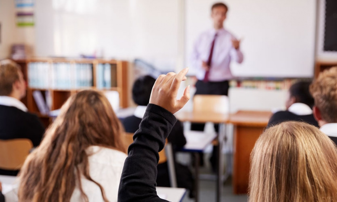 Advierten que se dificulta encontrar docentes para colegios privados