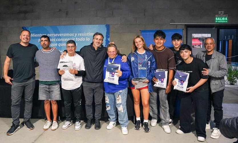 Achával reconoció a los pilarenses que participaron de los Juegos BA